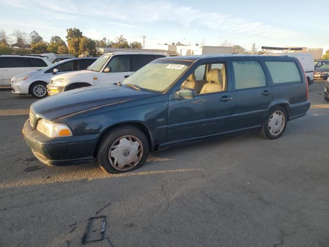 VOLVO V70 1998 with VIN YV1LW5544W2372100 - Photo from auction