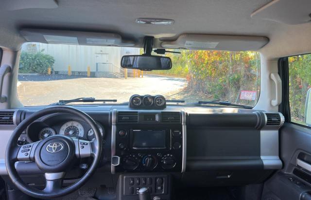 Photo 5 from auction – 2011 TOYOTA FJ CRUISER with VIN JTEBU4BF0BK102603