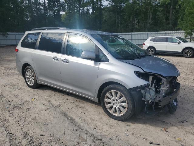 Photo 4 from auction – 2014 TOYOTA SIENNA L with VIN 5TDDK3DCXES090246