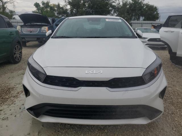 Photo 5 from auction – 2023 KIA FORTE LX with VIN 3KPF24AD7PE641533