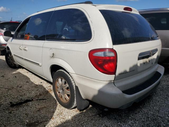 Photo 2 from auction – 2005 CHRYSLER TOWN & COU with VIN 2C4GP54L45R383725