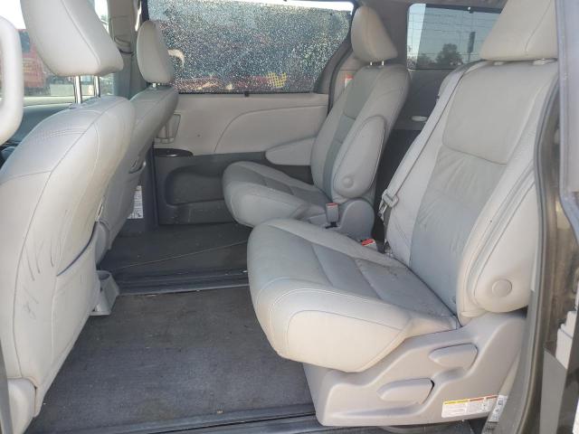 Photo 11 from auction – 2018 TOYOTA SIENNA XLE with VIN 5TDYZ3DC1JS922483