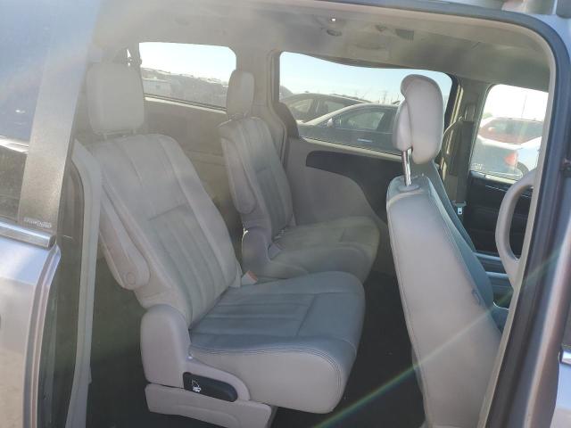 Photo 11 from auction – 2013 CHRYSLER TOWN & COU with VIN 2C4RC1BG3DR576840