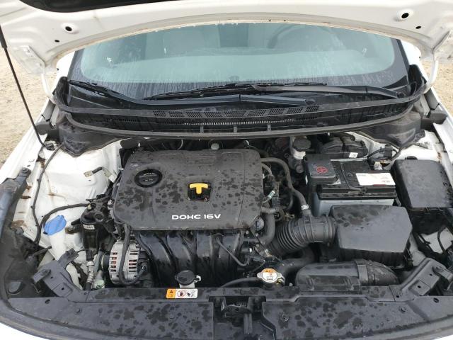 Photo 11 from auction – 2017 KIA FORTE LX with VIN 3KPFK4A71HE084811