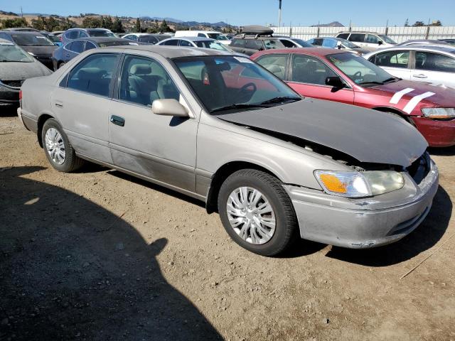 Photo 4 from auction – 2001 TOYOTA CAMRY CE with VIN JT2BF22K610331094