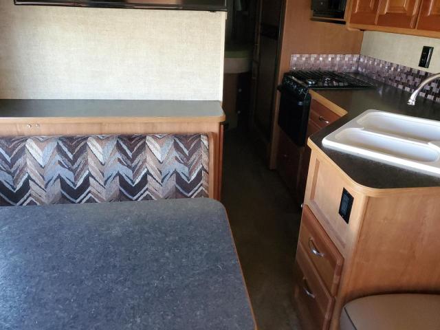 Photo 6 from auction – 2016 FORD WINNEBAGO with VIN 1F65F5DY6G0A15018