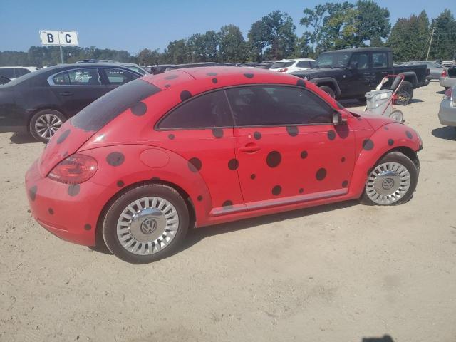 Photo 3 from auction – 2014 VOLKSWAGEN BEETLE with VIN 3VWJ07AT5EM665371