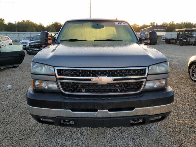 Photo 5 from auction – 2006 CHEVROLET SILVERADO with VIN 1GCHK23D56F150182