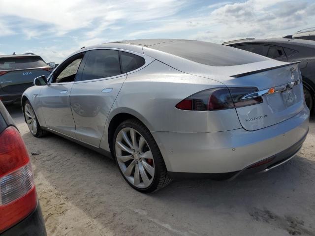 Photo 2 from auction – 2015 TESLA MODEL S 85 with VIN 5YJSA1H27FFP80090