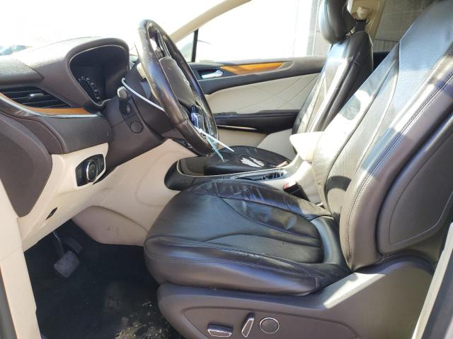 Photo 7 from auction – 2016 LINCOLN MKC RESERV with VIN 5LMTJ3DH3GUJ05560
