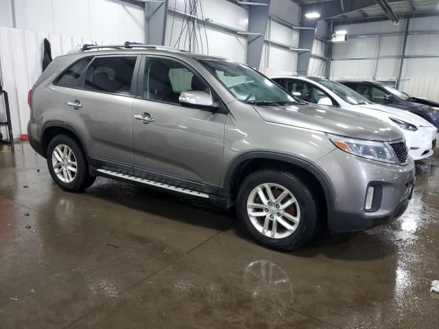 Photo 4 from auction – 2014 KIA SORENTO LX with VIN 5XYKT4A76EG502810