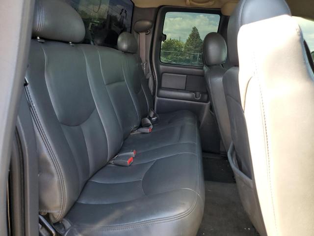 Photo 10 from auction – 2004 CHEVROLET SILVERADO with VIN 1GCHK29264E353736
