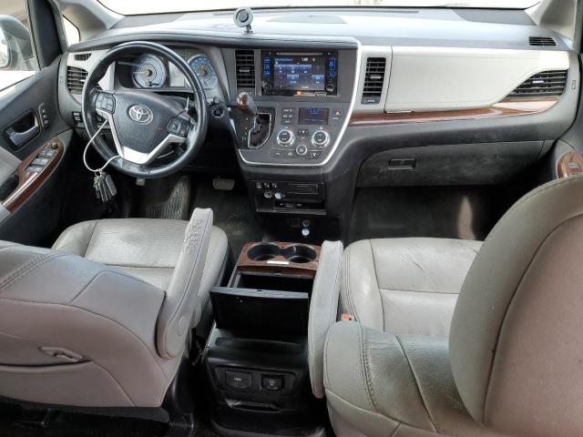 Photo 8 from auction – 2017 TOYOTA SIENNA XLE with VIN 5TDDZ3DC8HS176803