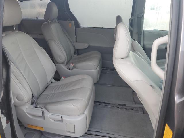 Снимка 11 от търг – 2013 TOYOTA SIENNA XLE с VIN 5TDDK3DC8DS069684