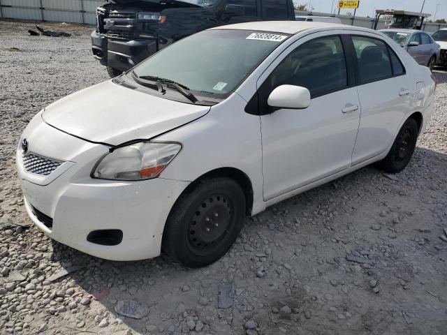 TOYOTA YARIS 2012 مع رقم تعريف المركبة JTDBT4K37CL034115 - صورة من المزاد