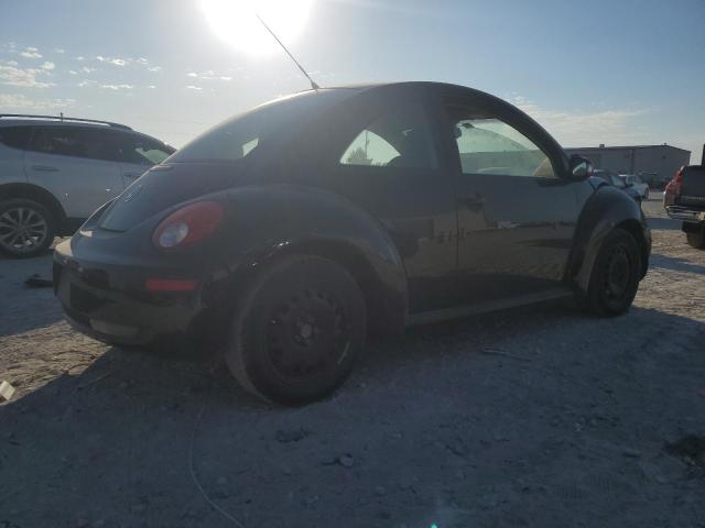 Photo 3 from auction – 2010 VOLKSWAGEN NEW BEETLE with VIN 3VWPW3AG8AM010698