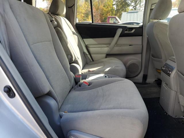 Photo 11 from auction – 2013 TOYOTA HIGHLANDER with VIN 5TDBK3EH8DS258725