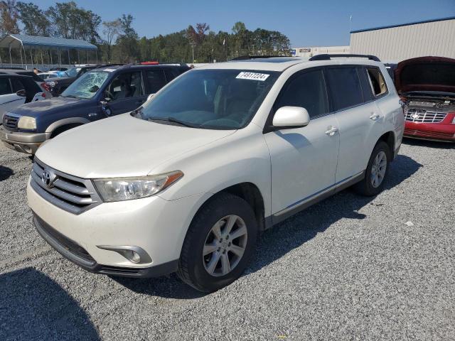 TOYOTA HIGHLANDER 2013 with VIN 5TDBK3EH0DS257715 - Photo from auction