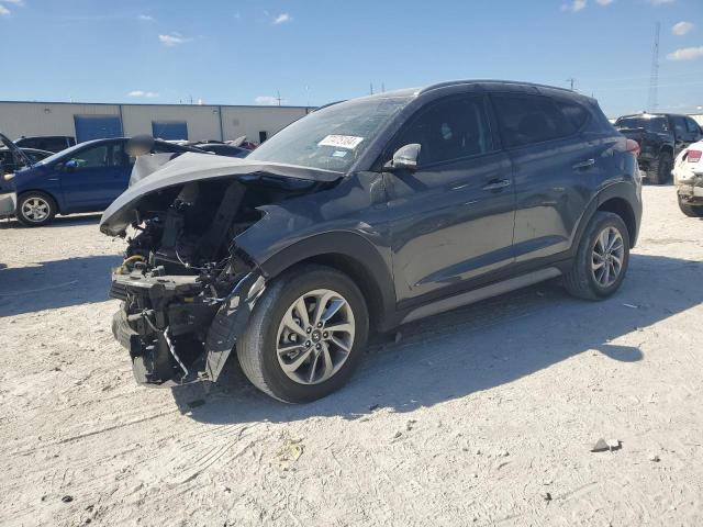 HYUNDAI TUCSON SEL 2018 with VIN KM8J33A45JU720558 - Photo from auction