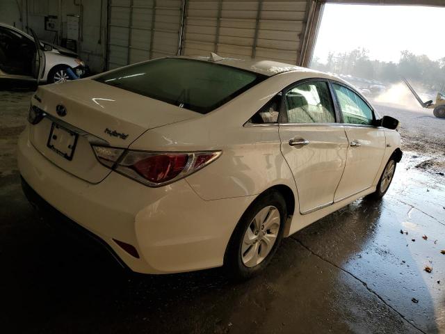Photo 3 from auction – 2014 HYUNDAI SONATA HYB with VIN KMHEC4A43EA114271