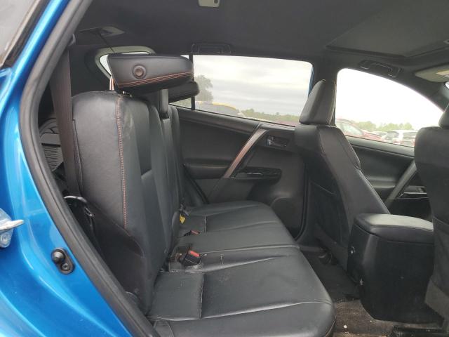 Photo 11 from auction – 2017 TOYOTA RAV4 SE with VIN JTMNFREV0HJ716528