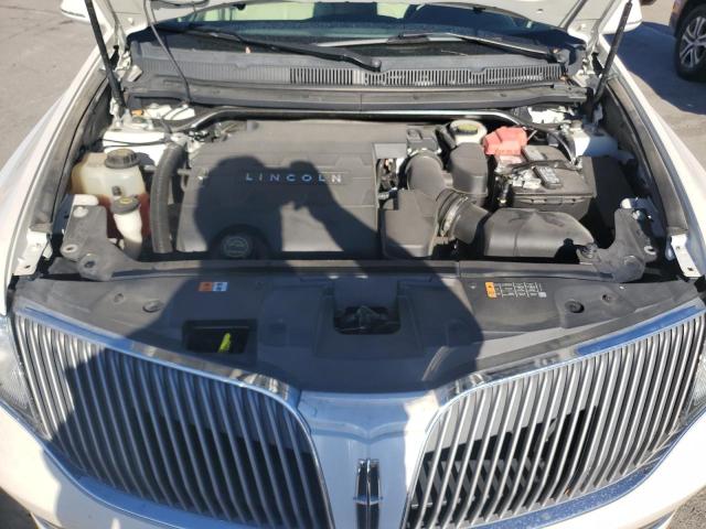 Photo 12 from auction – 2016 LINCOLN MKT with VIN 2LMHJ5FK0GBL00278