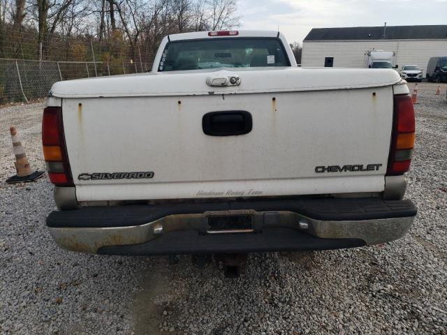 Photo 6 from auction – 2000 CHEVROLET SILVERADO with VIN 1GCEC14T4YE356246