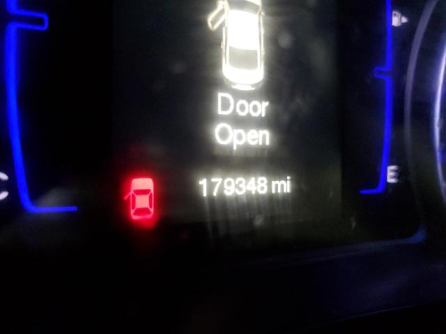 Photo 9 from auction – 2015 CHRYSLER 200 LIMITE with VIN 1C3CCCAB4FN504430