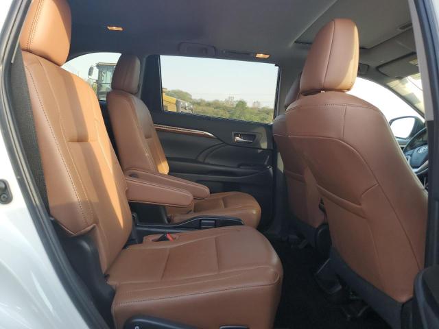 Photo 11 from auction – 2019 TOYOTA HIGHLANDER with VIN 5TDDZRFH7KS953586