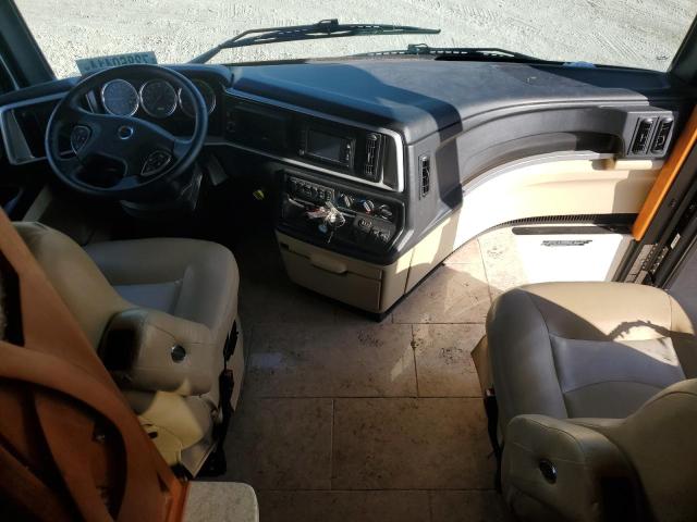 Photo 5 from auction – 2018 FREIGHTLINER CHASSIS XC with VIN 4UZACHFCXJCJR6357
