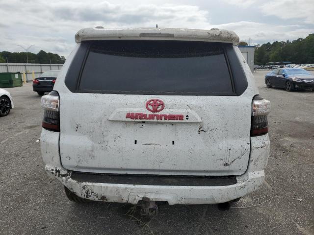 Photo 6 from auction – 2024 TOYOTA 4RUNNER SR with VIN JTEEU5JR4R5309177