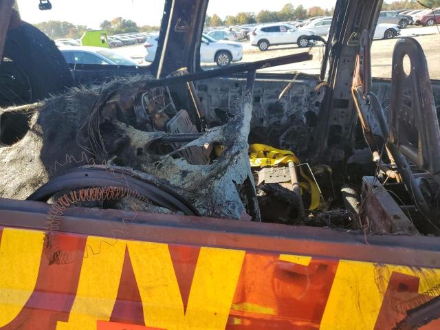 Photo 11 from auction – 2005 FORD EXCURSION with VIN 1FMSU41P15EC25081