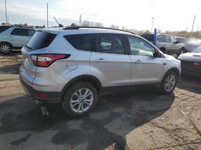Photo 3 from auction – 2018 FORD ESCAPE SE with VIN 1FMCU0GD6JUA20303