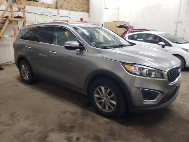 Photo 4 from auction – 2016 KIA SORENTO LX with VIN 5XYPG4A33GG017485