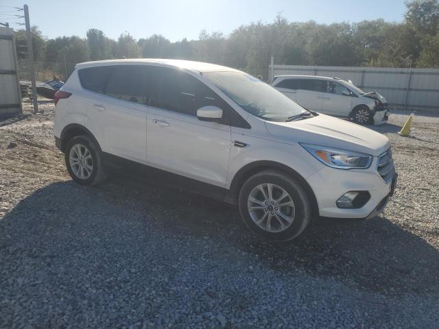 Photo 4 from auction – 2019 FORD ESCAPE SE with VIN 1FMCU0GD7KUB01456