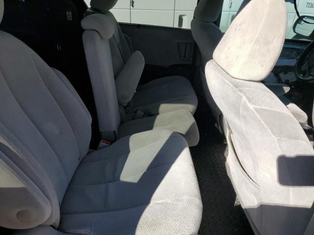 Photo 10 from auction – 2016 TOYOTA SIENNA LE with VIN 5TDKK3DC7GS746607