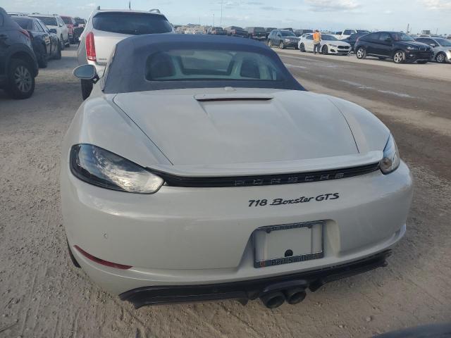Photo 6 from auction – 2018 PORSCHE BOXSTER S with VIN WP0CB2A84JS228807
