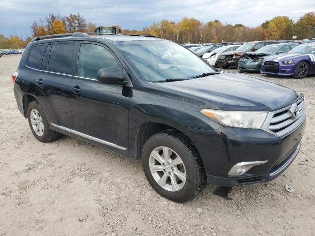 Photo 4 from auction – 2013 TOYOTA HIGHLANDER with VIN 5TDBK3EH3DS203440