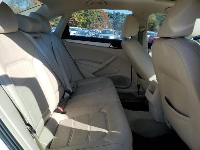 Photo 10 from auction – 2012 VOLKSWAGEN PASSAT SE with VIN 1VWBP7A31CC089955