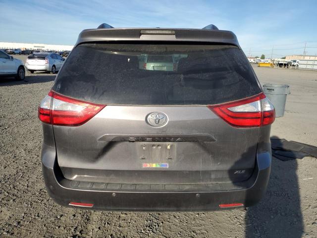 Photo 6 from auction – 2017 TOYOTA SIENNA XLE with VIN 5TDYZ3DC2HS769493