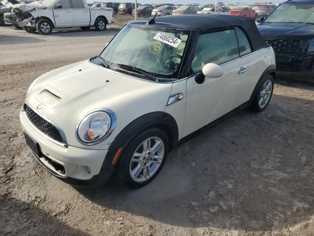 MINI COOPER S 2011 with VIN WMWZP3C52BTX84031 - Photo from auction