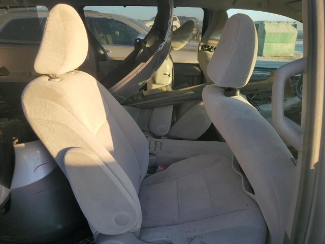 Photo 10 from auction – 2016 TOYOTA SIENNA LE with VIN 5TDKK3DC9GS694817