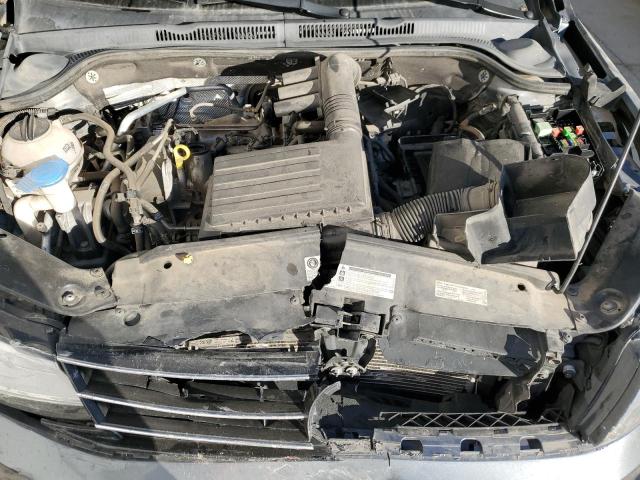 Photo 11 from auction – 2017 VOLKSWAGEN JETTA S with VIN 3VW2B7AJ5HM217598