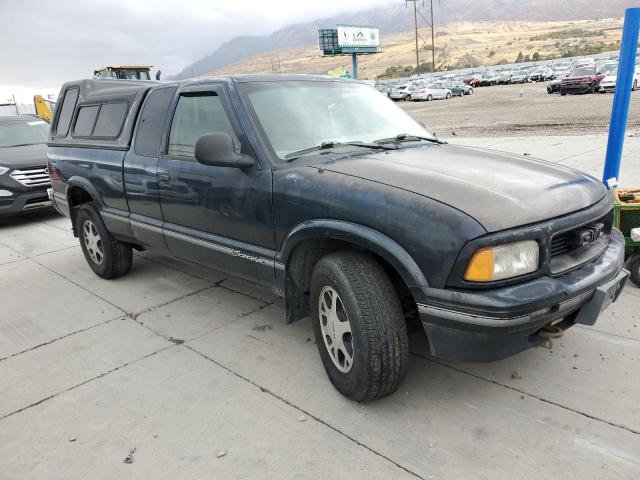 Photo 4 from auction – 1997 GMC SONOMA with VIN 1GTDT19W2V8504564