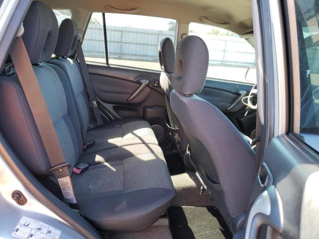Photo 11 from auction – 2004 TOYOTA RAV4 with VIN JTEGD20VX40006562
