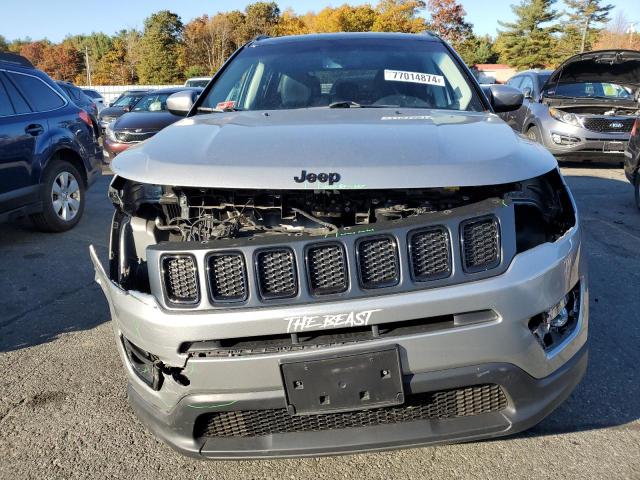 Photo 5 from auction – 2019 JEEP COMPASS LA with VIN 3C4NJDBBXKT661839