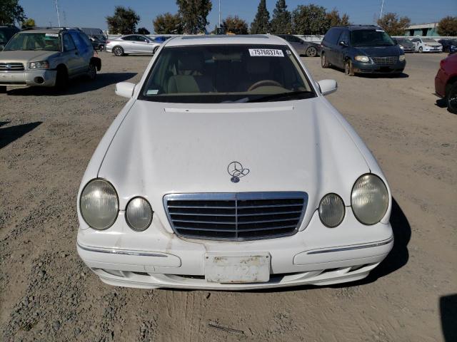 Photo 5 from auction – 2001 MERCEDES-BENZ E 320 with VIN WDBJF65J11B293886