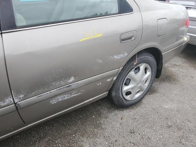 Photo 12 from auction – 2001 TOYOTA CAMRY CE with VIN 4T1BG22K01U072885