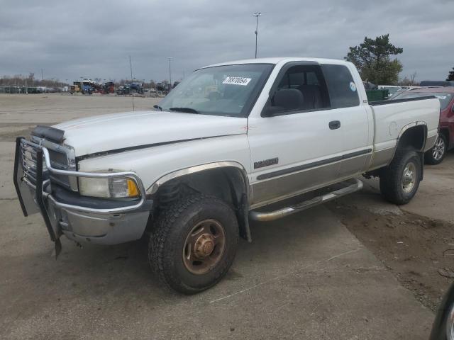 DODGE RAM 2500 2000 with VIN 3B7KF2365YG154990 - Photo from auction