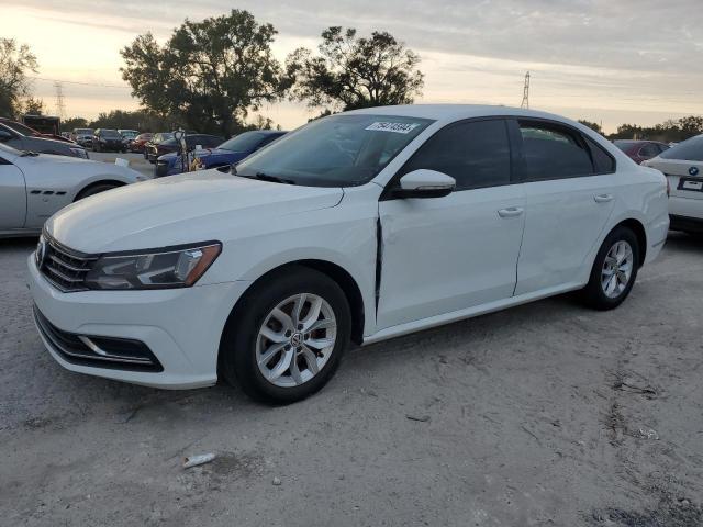 VOLKSWAGEN PASSAT S 2018 with VIN 1VWAA7A32JC025952 - Photo from auction
